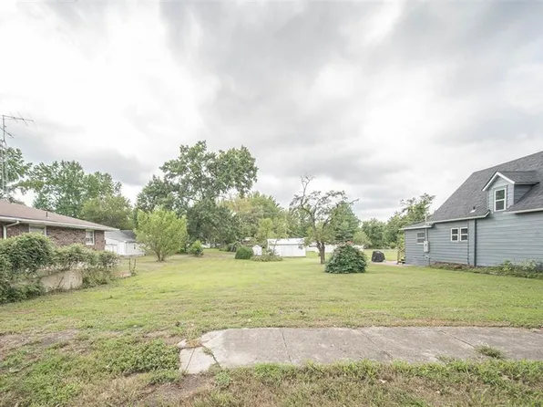 0 E Charles St, Saint James, MO 65559