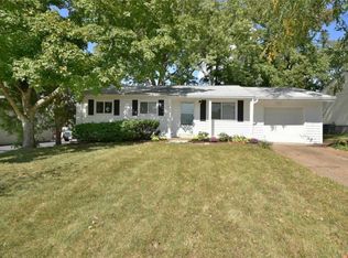 12021 Colonial Dr, Maryland Heights, MO 63043
