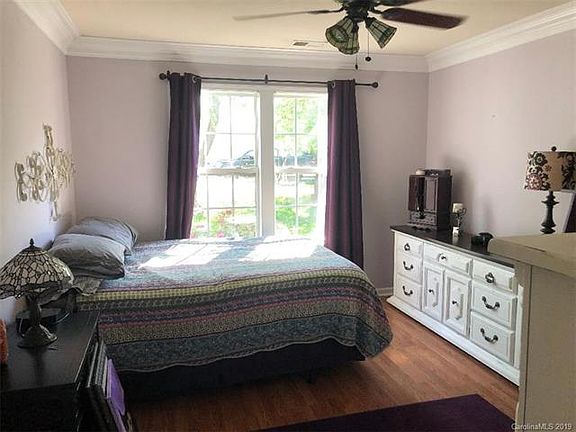 4th image of 1004 Camp Dubois Ct