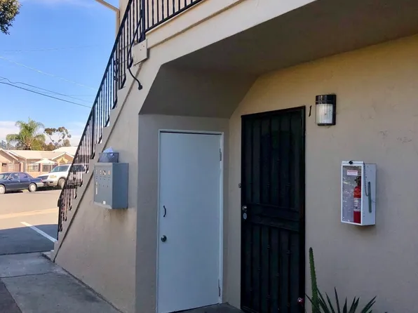 4068 Oakcrest Dr APT 1, San Diego, CA 92105