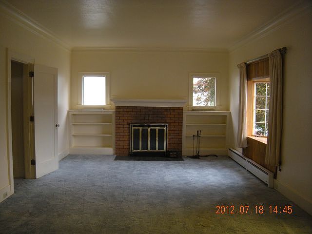 2nd image of 660 SW Tichenor St