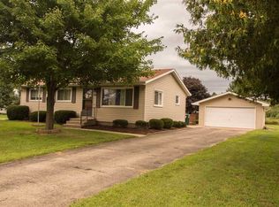 618 W Cummings Rd, Wautoma, WI 54982