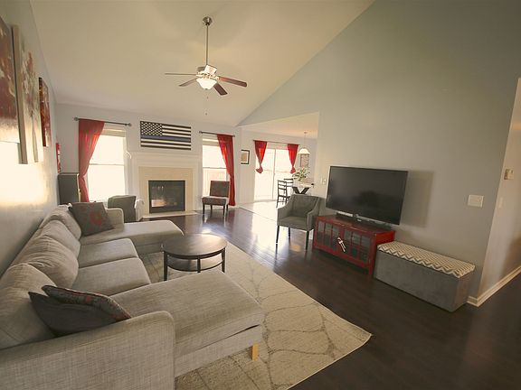4th image of 3670 E Tamarron Dr