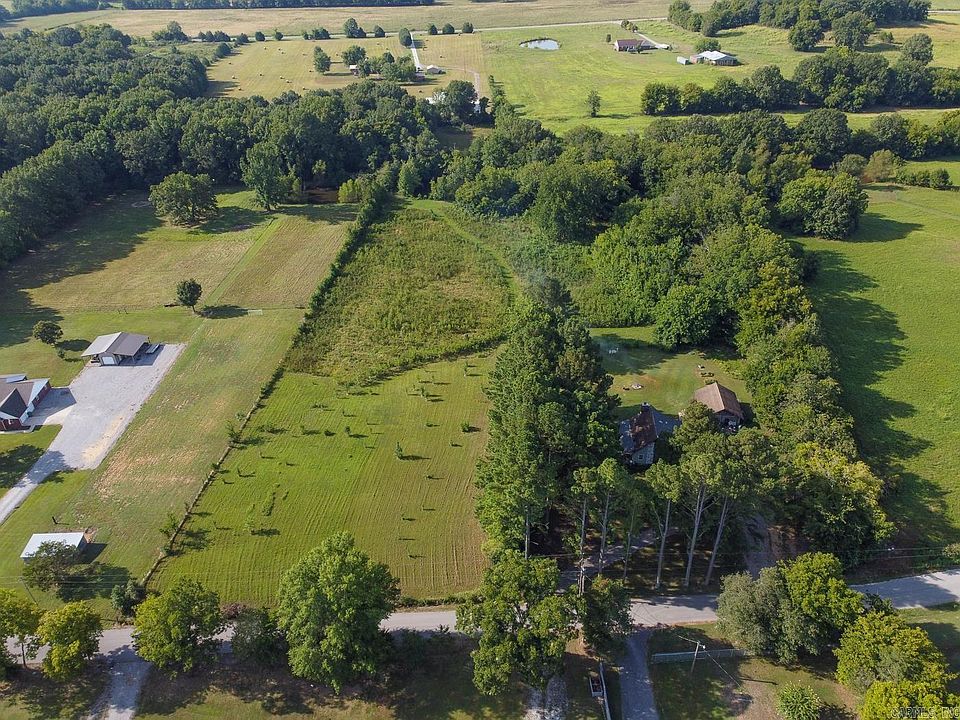 1st image of 279 Lacy Ln