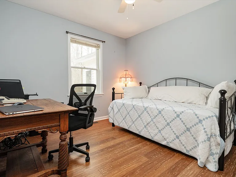 8953 Treesdale Dr — Photo 24