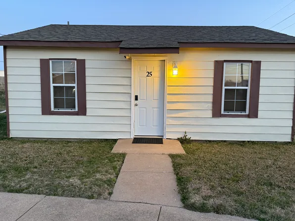 2011 NW Hoover Ave, Lawton, OK