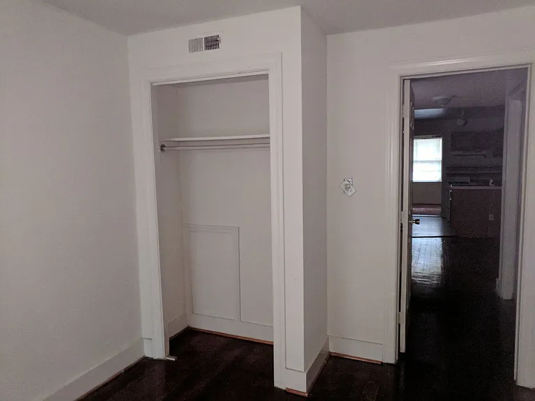 3320 Ellwood Ave.* — Photo 15