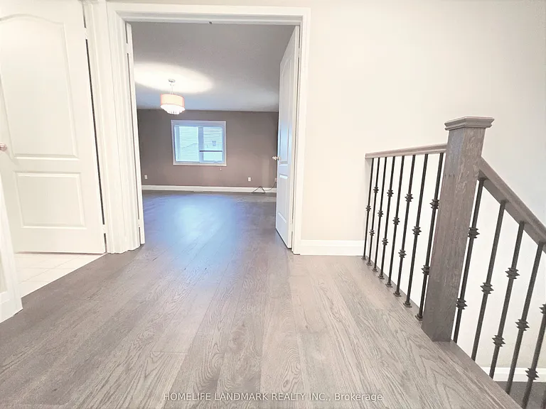 188 Wainscot Ave — Photo 20
