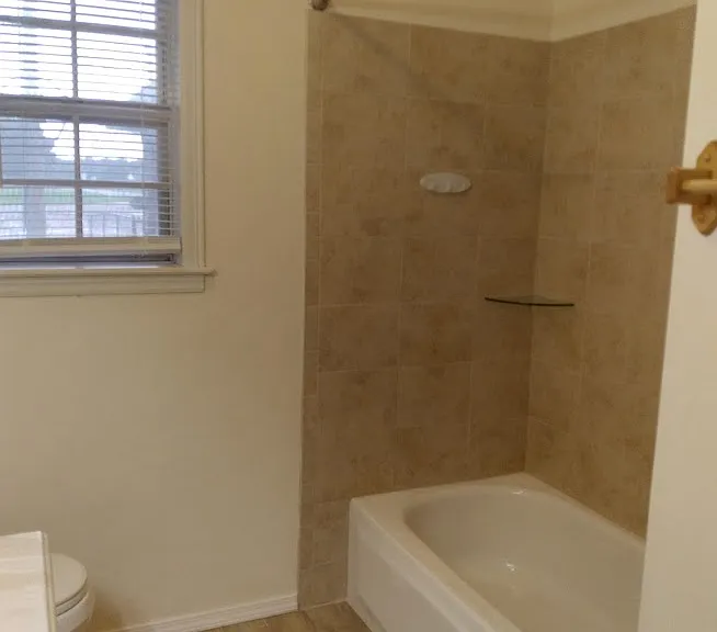100 S Meadow Pl — Photo 9