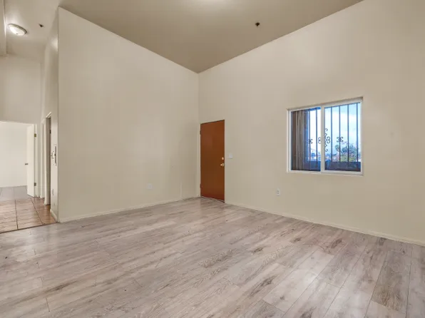 5869 S Figueroa St #D, Los Angeles, CA 90003