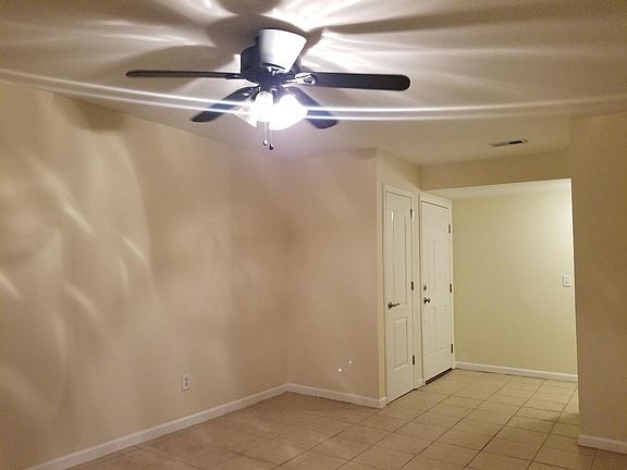 3rd image of 457 Lenney Dr APT 1