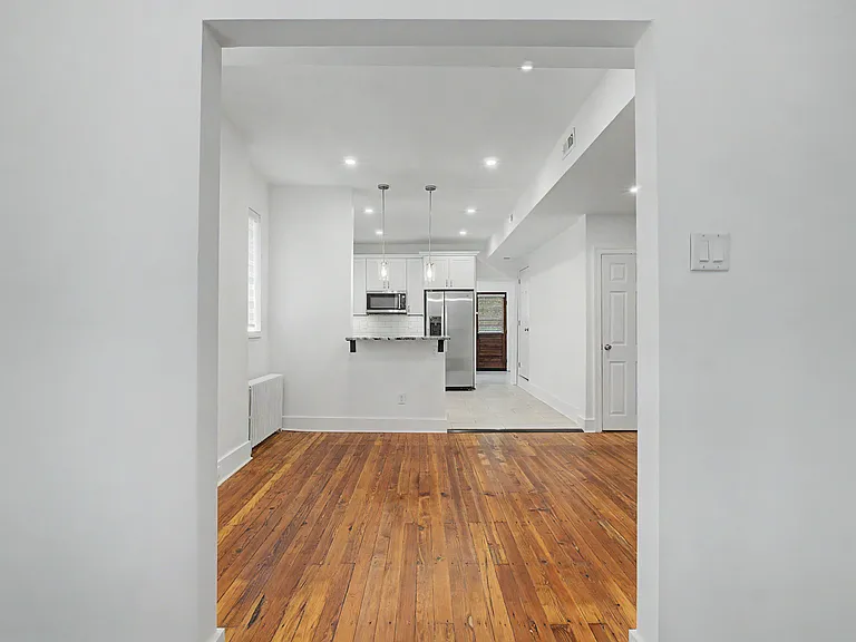 4337 Pechin St — Photo 5