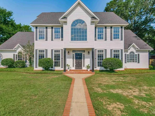 9349 Bell Ridge Dr, Pensacola, FL 32526