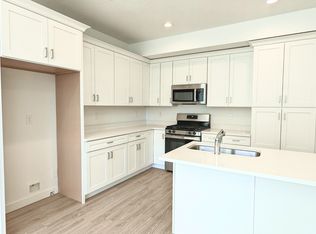 6879 W South Jordan Pkwy S #333, South Jordan, UT 84009