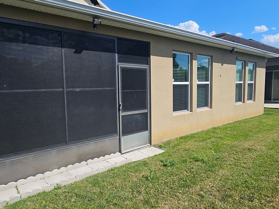 2nd image of 1942 Commander Way