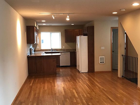 2nd image of 12028A 33rd Ave NE