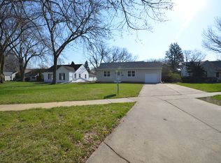 1909 Merklin Way, Des Moines, IA 50310