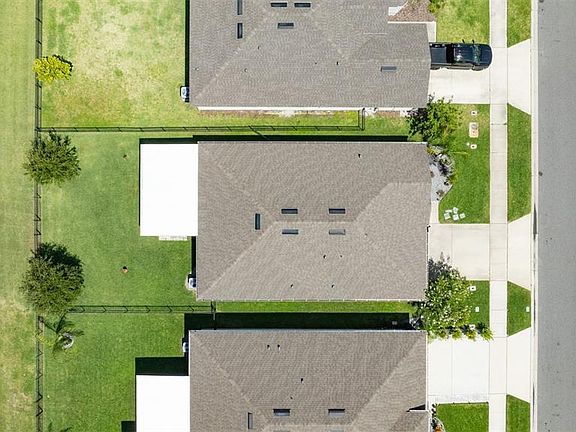 2nd image of 2635 NEVERLAND DRIVE
