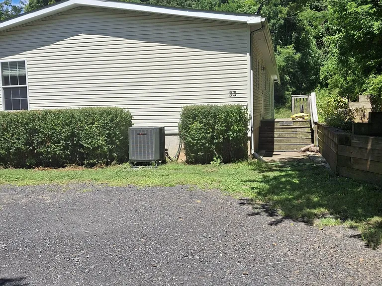333 Pullens Bluff Rd — Photo 7