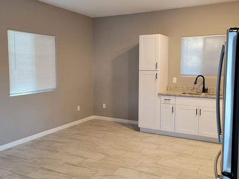 1334 W Talisman St #2 — Photo 2