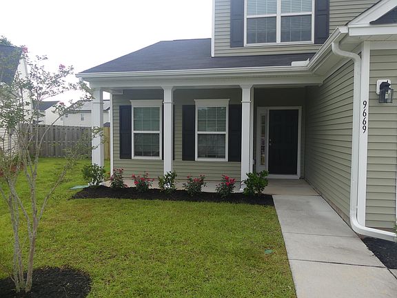 3rd image of 9669 Kestevan Ct