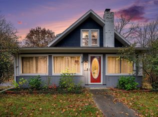 623 E Hoffman St, Three Rivers, MI 49093