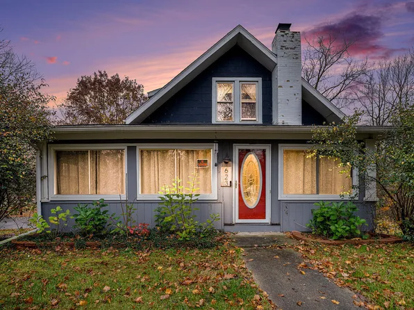 623 E Hoffman St, Three Rivers, MI 49093