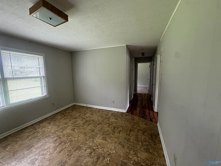 109 Carol Dr — Photo 7