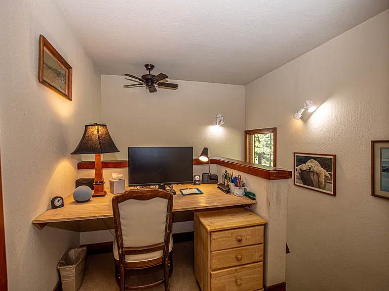 725 Balsam Ln — Photo 37