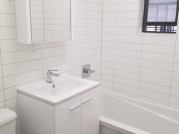 3rd image of 1730 E 18th St #6B
