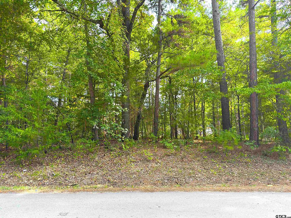 1st image of 534 Caroline Ln