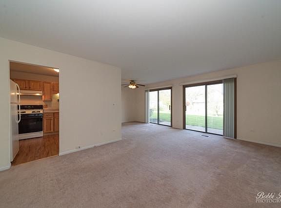 2nd image of 631 Cumberland Trl APT B1