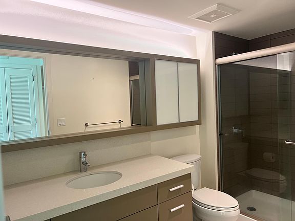 4th image of 600 Ala Moana Blvd #1306