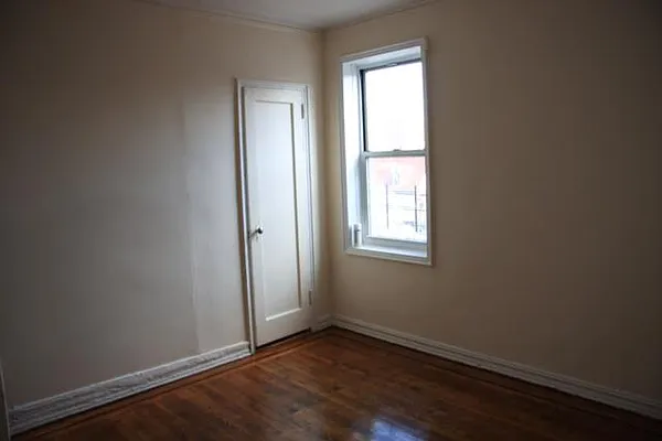 Rented by Lang Realty LLC | media 2