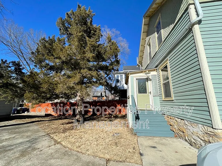 437 Ohio St — Photo 28