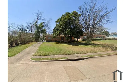 2026 Sussex Ave Photo 1