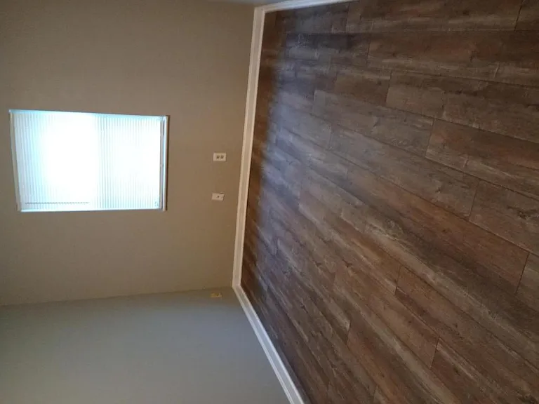 2345 Green River Rd — Photo 5