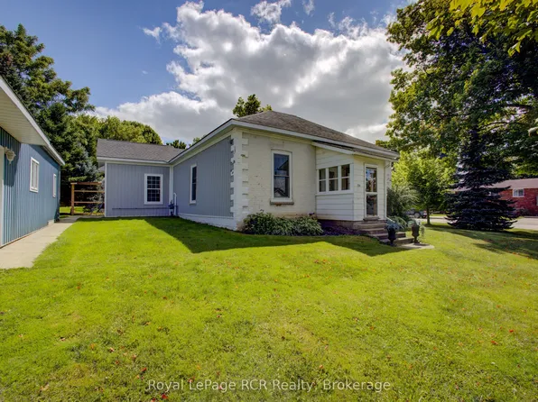 134 Frederick St E, Wellington North, ON N0G 1A0