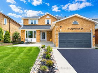 27 Ingleborough Dr, Whitby, ON