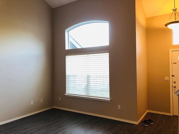 4th image of 17200 SE 26th Dr Unit 13D
