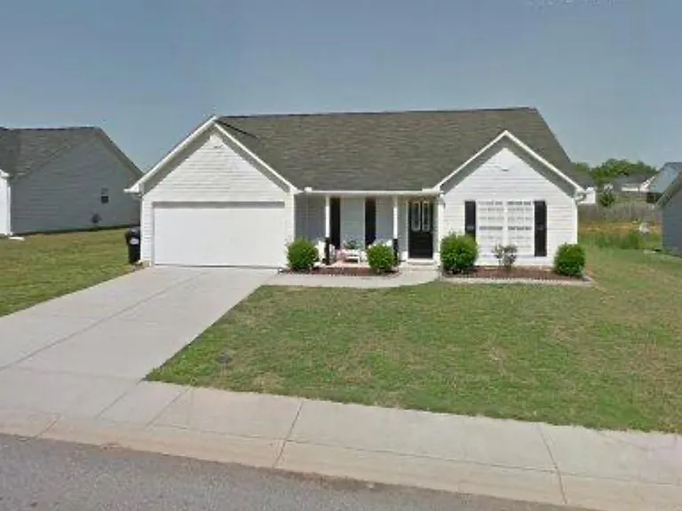 Laurel Trace Cir — Photo 1