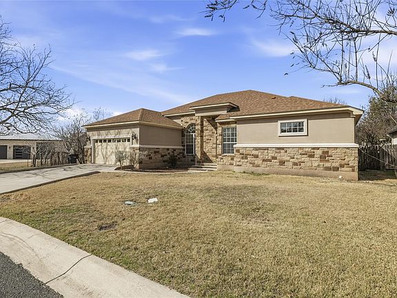 4th image of 1208 Spotted Fawn Trl