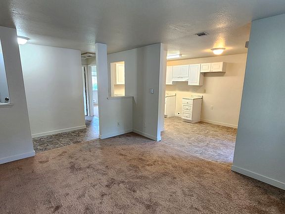 2nd image of 2056 E 56th St #H4