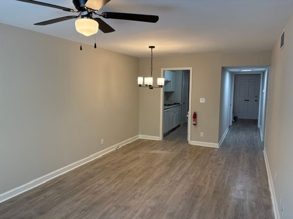 2820 Pelham Pl APT A