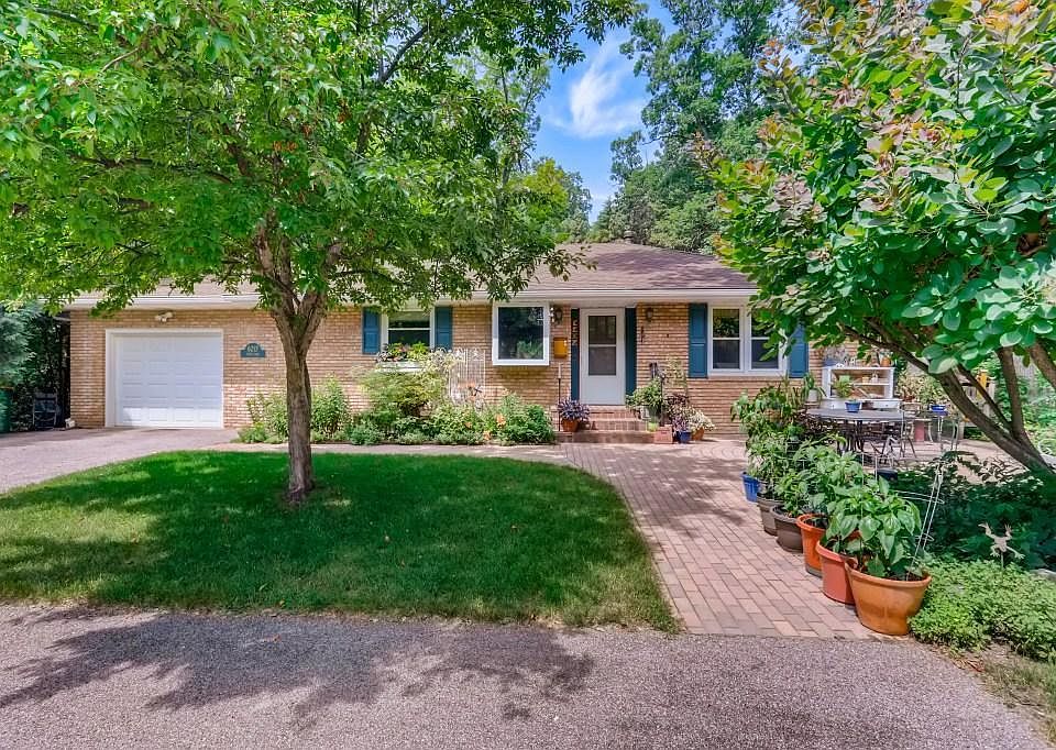 1st image of 6217 Sunny Ln