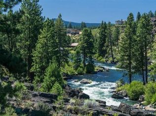 19500 Pine Dr #1, Bend, OR 97702