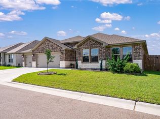 1317 London Towne Blvd, Corpus Christi, TX 78415