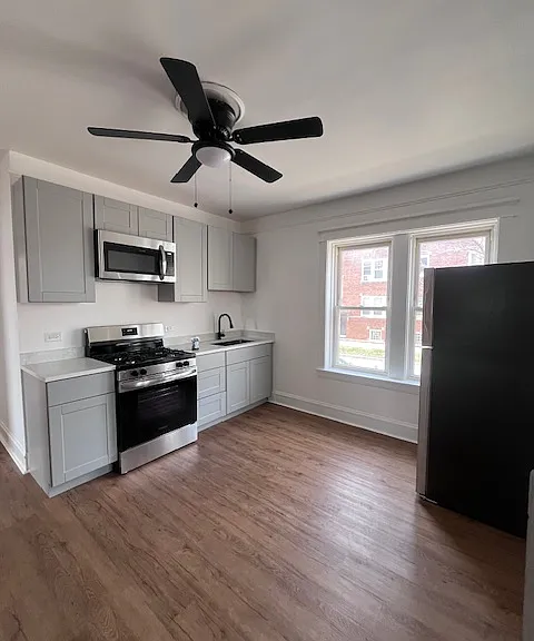 5456 W Schubert Ave #2R — Photo 1