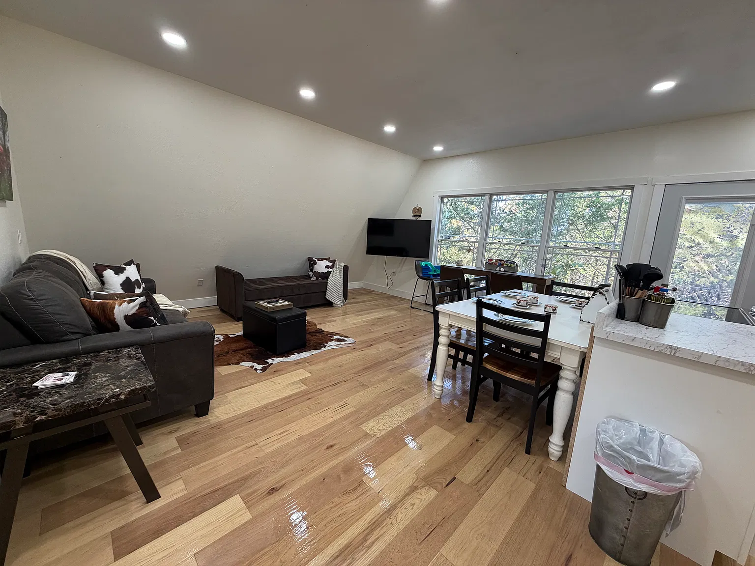 Farmhouse Aframe — Photo 2