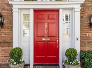 3202 Scott Pl NW, Washington, DC 20007